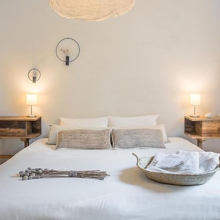 Bed and Breakfast Provencebleue Auribeau Экстерьер фото